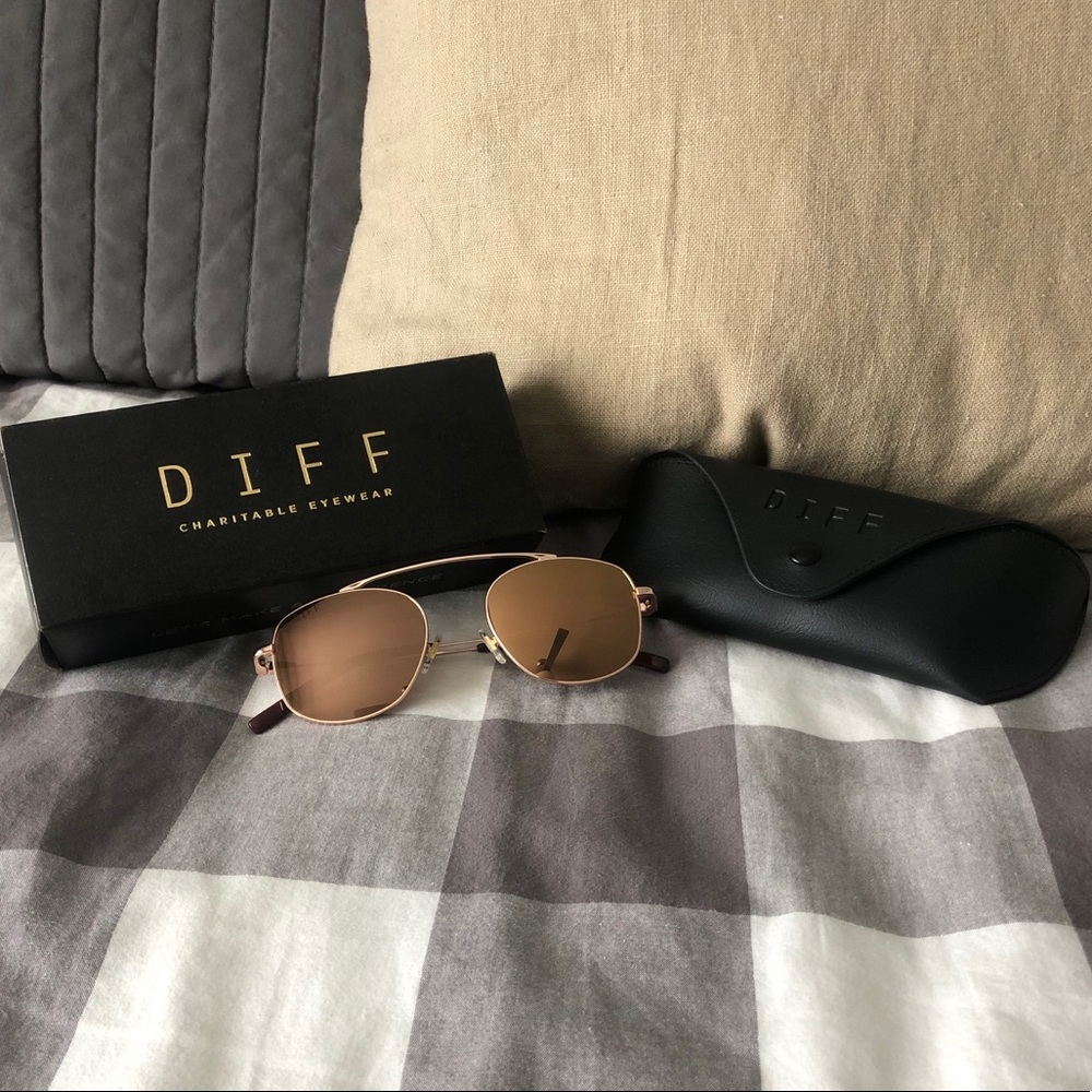 DIFF - Asher Sunglasses